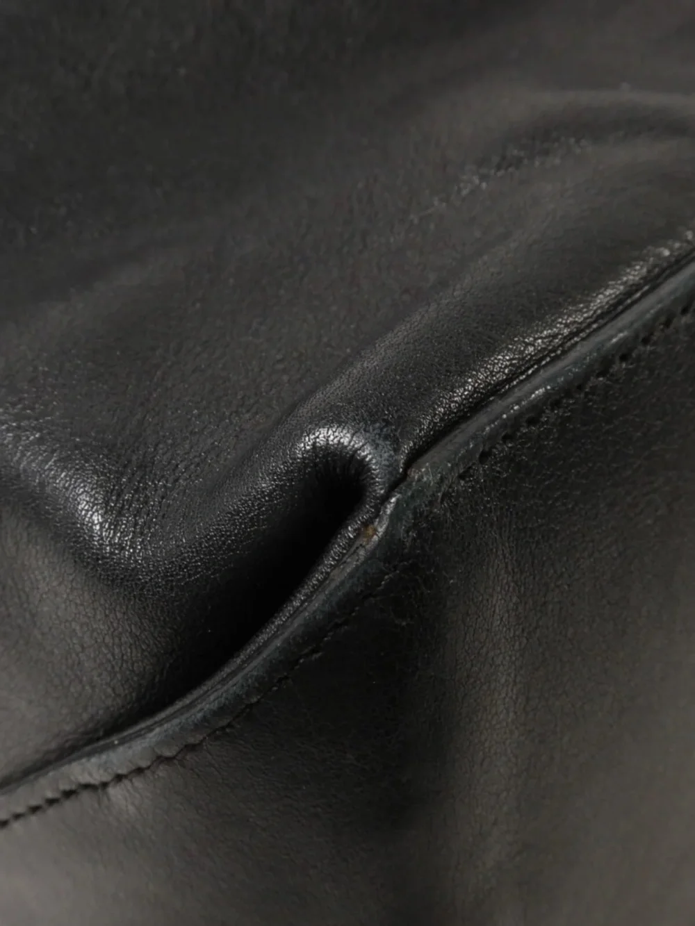Chanel Essential 31 Rue Shopping Tote